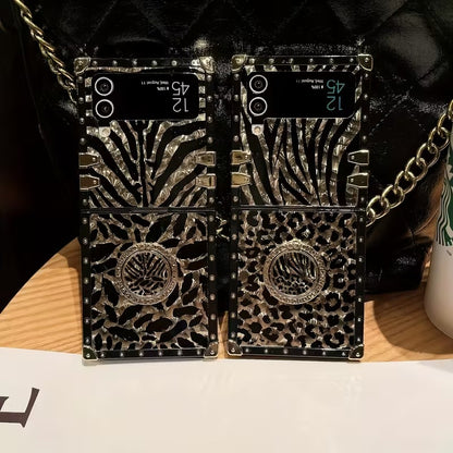 Golden Leopard Feather Case | 360° Stand | Samsung Flip Series